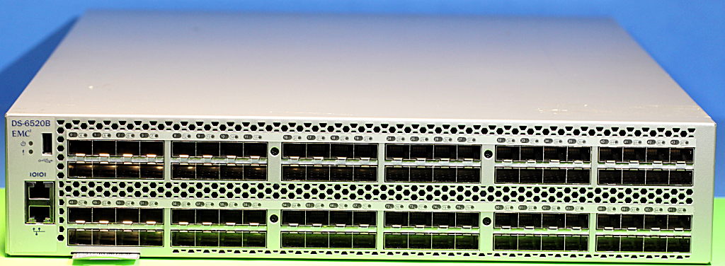 EMC-DS-6520B-1.JPG